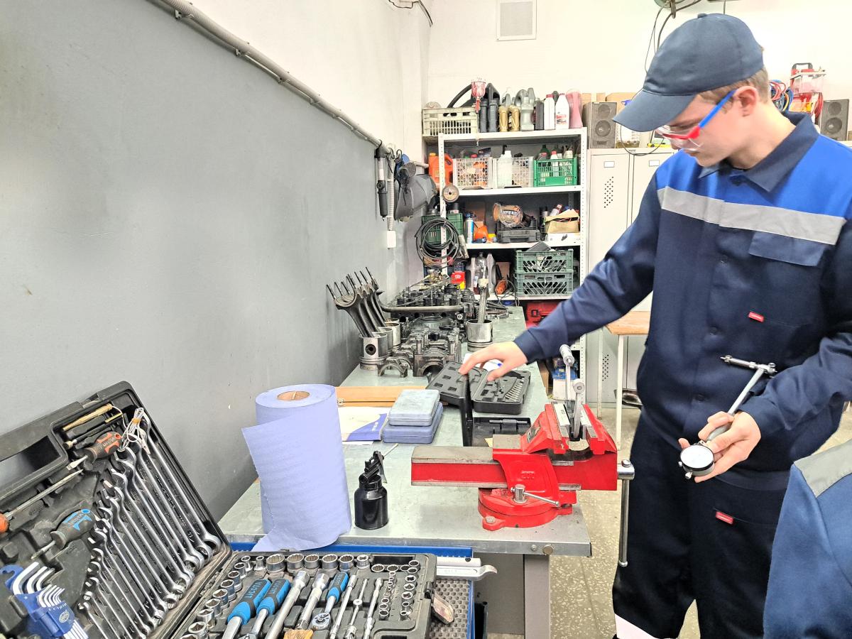 Прошел отборочный этап IV регионального чемпионата профессионального мастерства «Профессионалы» Фото 5