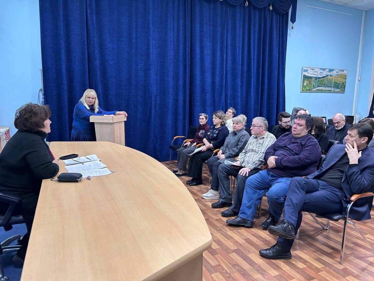 Состоялось заседание секции «Социально-гуманитарные науки» Фото 9