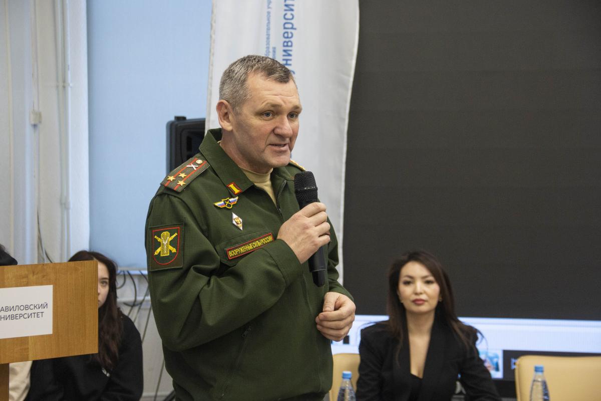 В Вавиловском университете состоялся «Урок Мужества» Фото 6