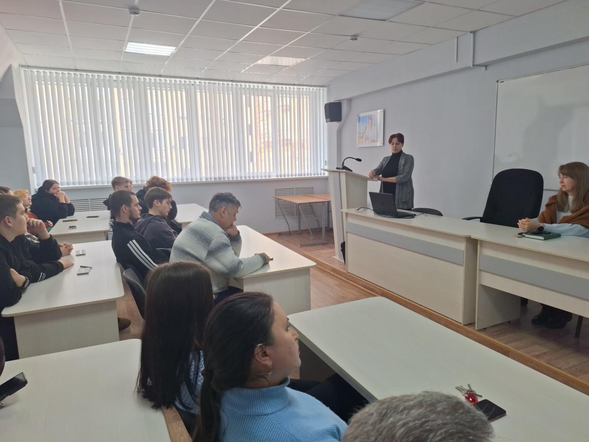 Мероприятие для студентов младших курсов «Введение в специальность: исследователь». Фото 1