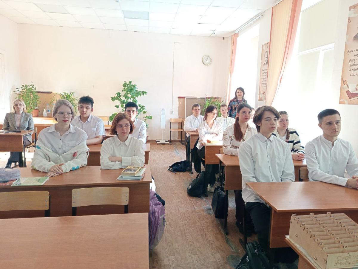 Продолжается реализация программы «Вавиловские классы» в саратовских школах Фото 10 Продолжается реализация программы «Вавиловские классы» в саратовских школах Фото 10