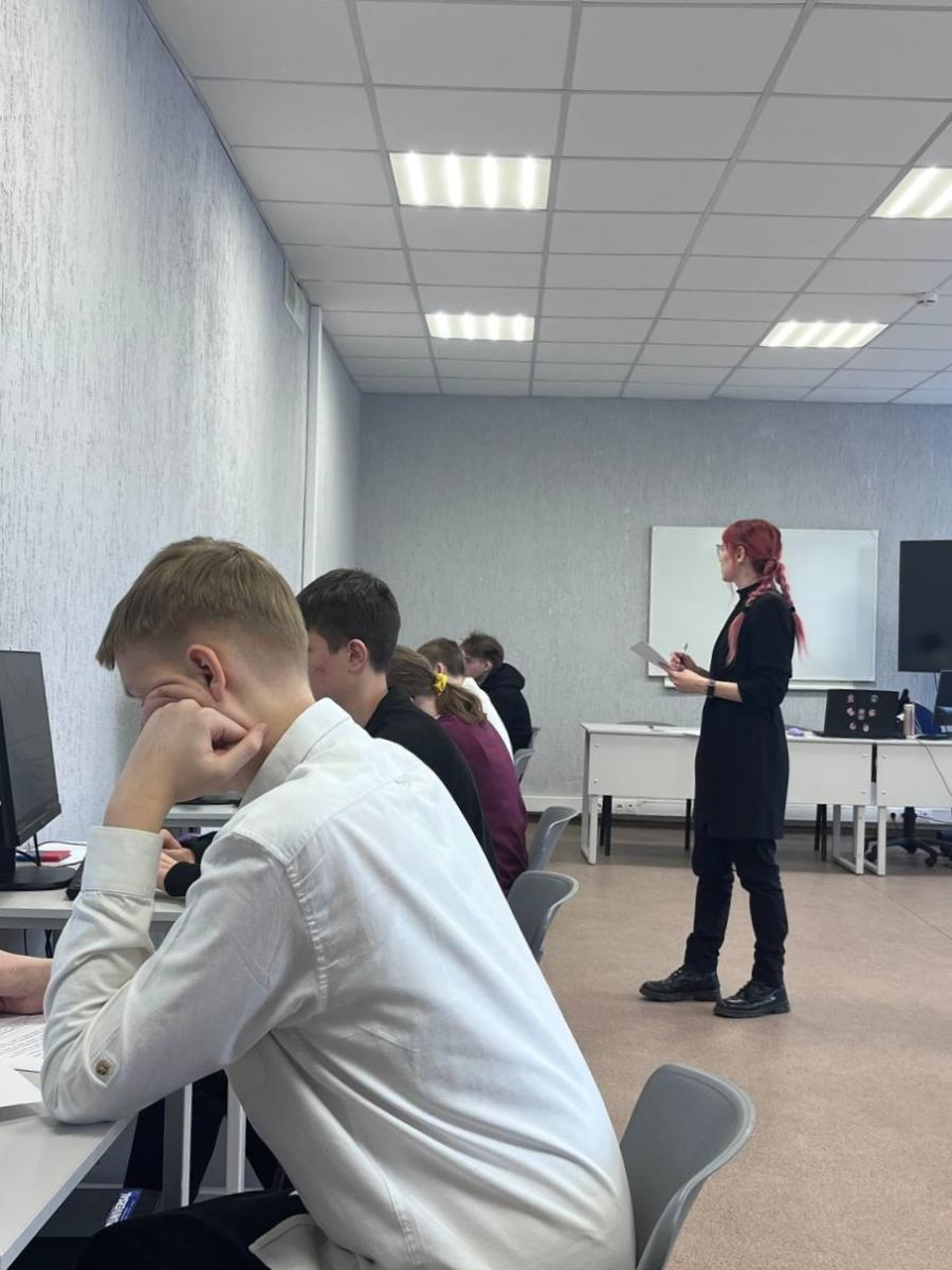 Более 300 школьников приняли участие в конкурсе «Будущее в ваших руках» Фото 1 Более 300 школьников приняли участие в конкурсе «Будущее в ваших руках» Фото 1