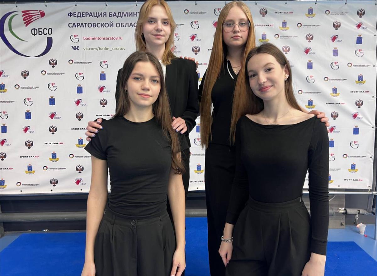 Волонтёры колледжа на первом туре Открытой Любительской Лиги по бадминтону Фото 2 Волонтёры колледжа на первом туре Открытой Любительской Лиги по бадминтону Фото 2