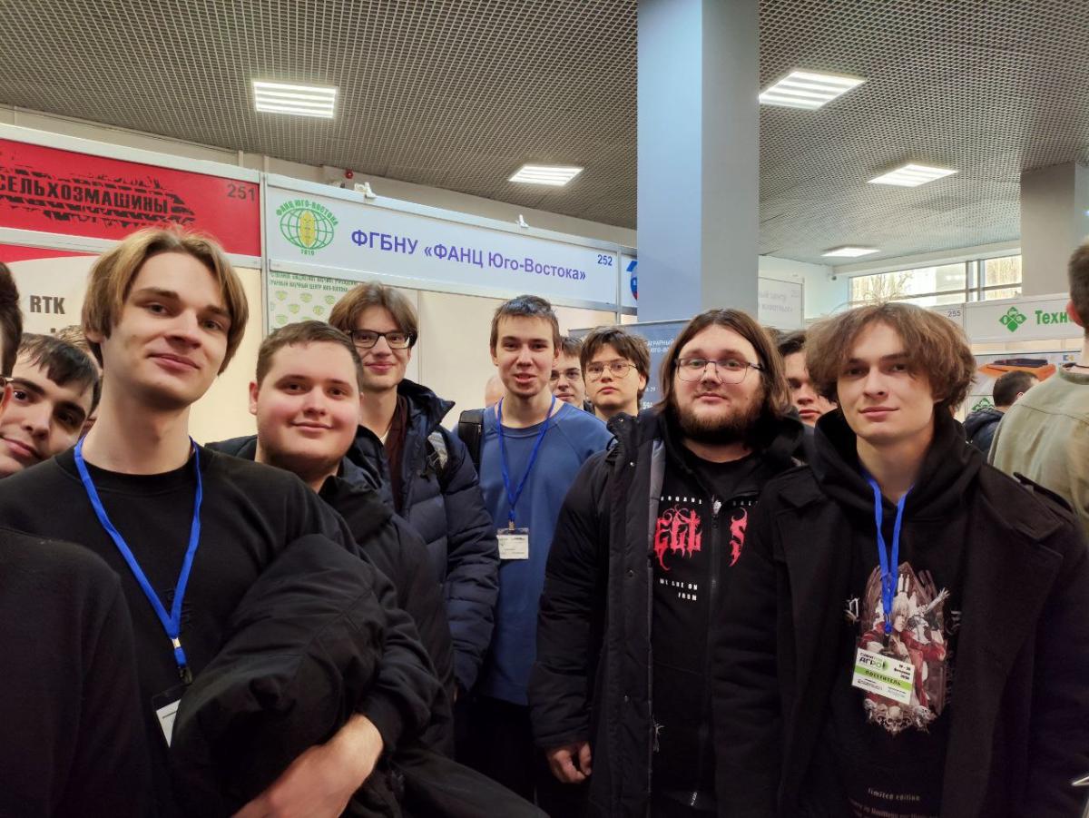 Студенты Вавиловского университета посетили выставку «Саратов-Агро.2026»