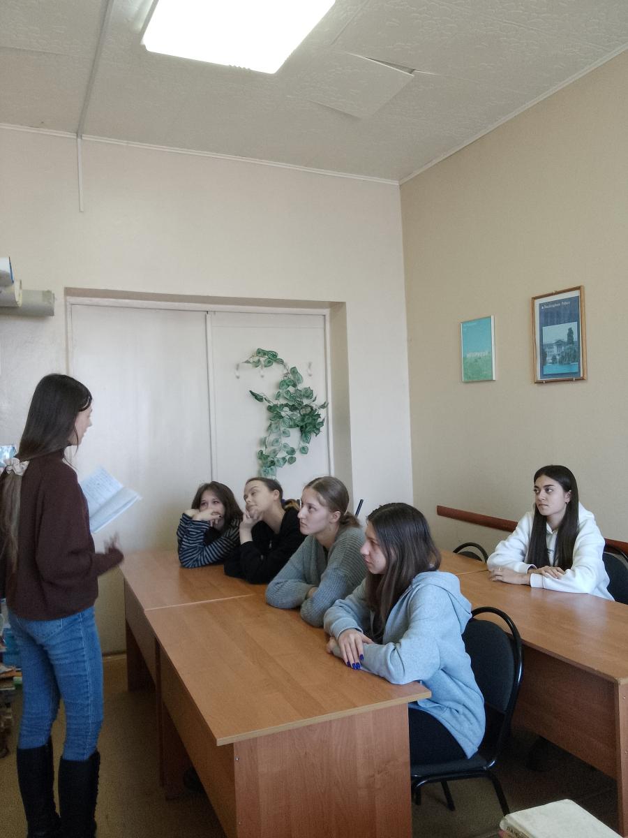 Заседание научного лингвистического студенческого общества посвящено Дню родного языка Фото 1