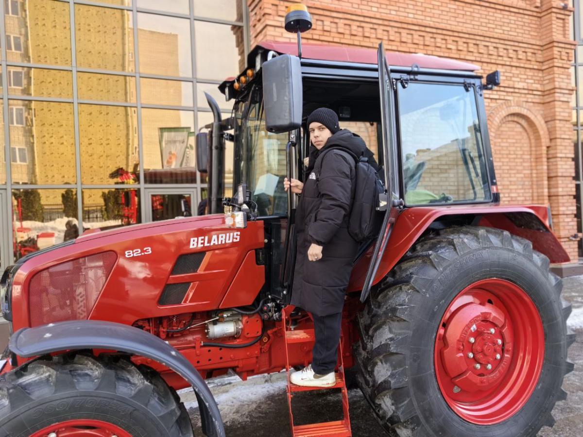 Посещение форума «Саратов-Агро.2026» Фото 1