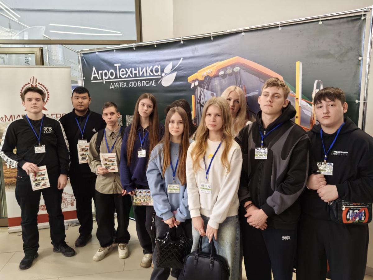 Посещение форума «Саратов-Агро.2026» Фото 5