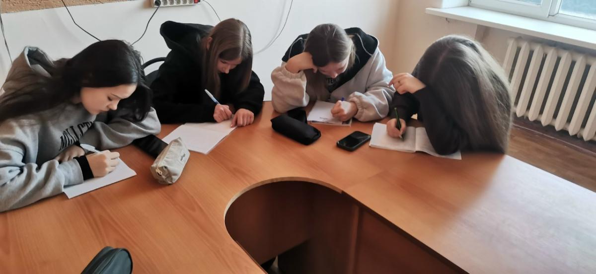 Викторина "Сильное звено" ко Дню родного языка. Фото 2 Викторина "Сильное звено" ко Дню родного языка. Фото 2