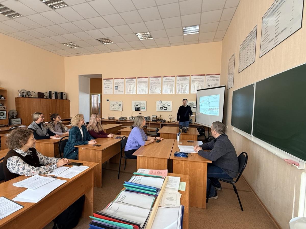 Конференция профессорско-преподавательского состава и аспирантов по итогам научно-исследовательской, учебно-методической и воспитательной работы за 2025 год на кафедре "Общеобразовательные дисциплины" Фото 1