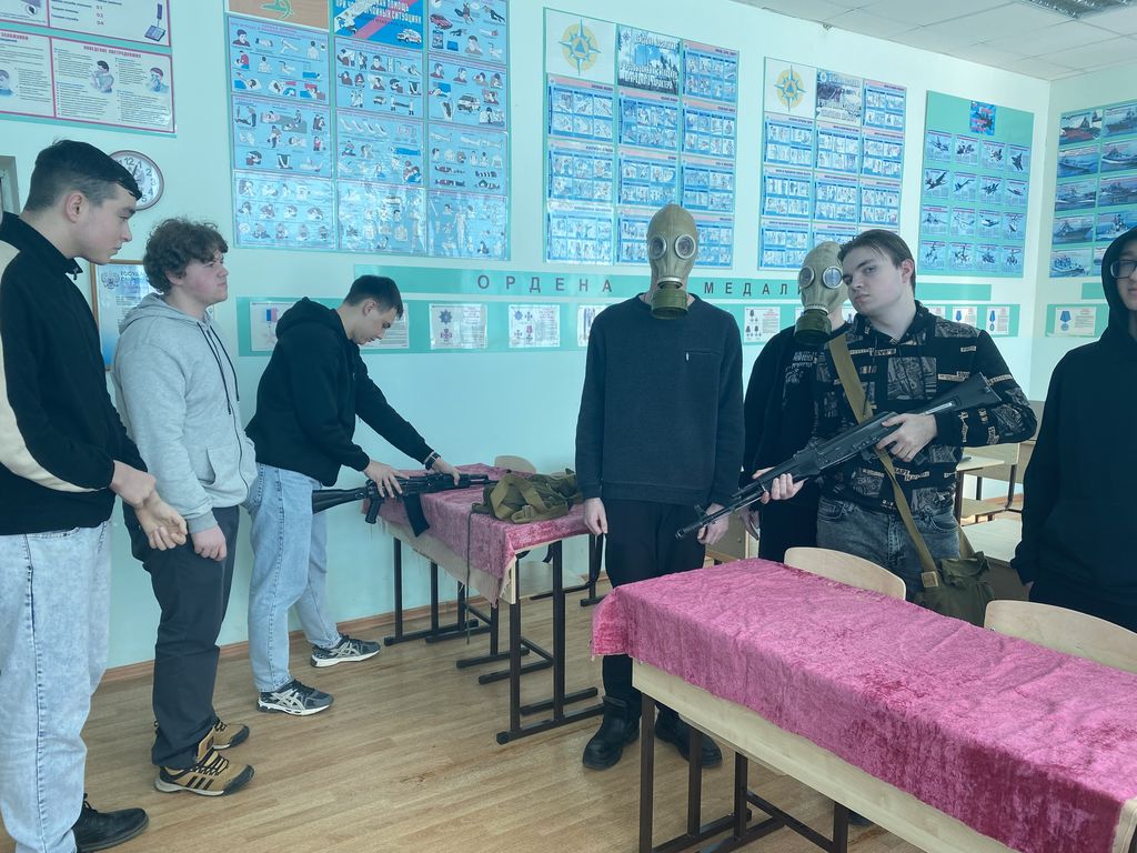 Спортивно-игровая программа «Готов служить России» Фото 1 Спортивно-игровая программа «Готов служить России» Фото 1