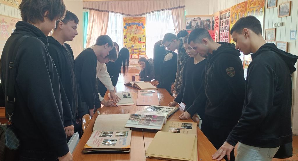 «Прикоснуться к истории» Экскурсия в музей Пугачевского филиала ФГБОУ ВО Вавиловского университета Фото 2 «Прикоснуться к истории» Экскурсия в музей Пугачевского филиала ФГБОУ ВО Вавиловского университета Фото 2