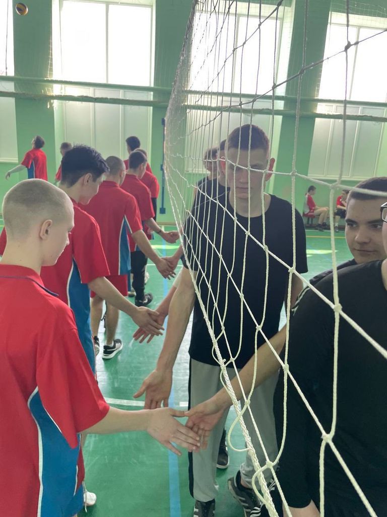 Соревнования по волейболу Фото 4