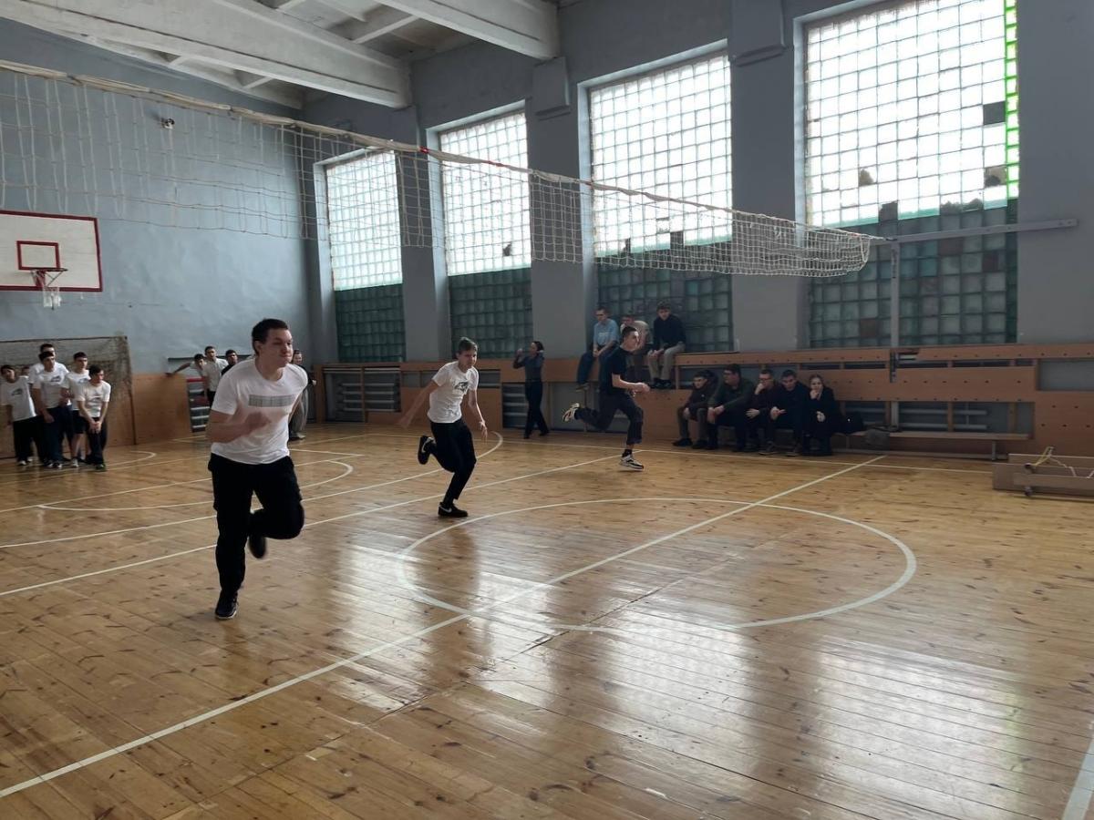 Военно-патриотическая игра "Зарница". Фото 3