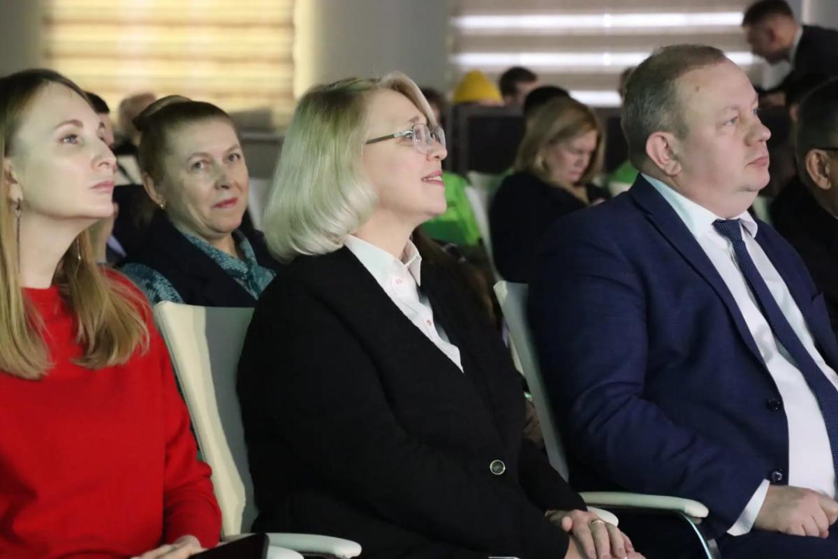 В региональном этапе чемпионата «Профессионалы» будут соревноваться более 500 студентов и школьников Фото 2