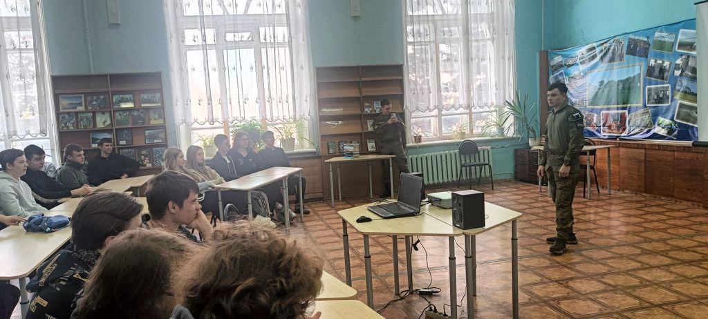 Информационная встреча с обучающимися Пугачевского филиала, желающими принять участие в отборе для обучения в военном учебном центре при Вавиловском университете