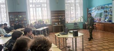 Информационная встреча с обучающимися Пугачевского филиала, желающими принять участие в отборе для обучения в военном учебном центре при Вавиловском университете