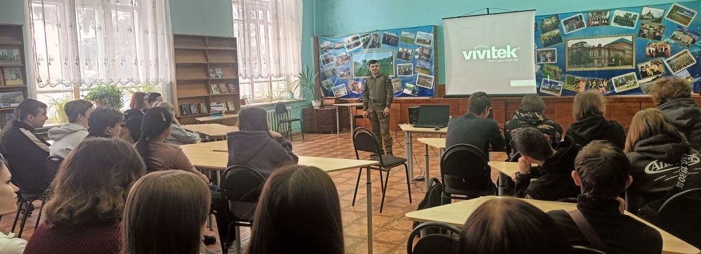 Информационная встреча с обучающимися Пугачевского филиала, желающими принять участие в отборе для обучения в военном учебном центре при Вавиловском университете Фото 3 Информационная встреча с обучающимися Пугачевского филиала, желающими принять участие в отборе для обучения в военном учебном центре при Вавиловском университете Фото 3