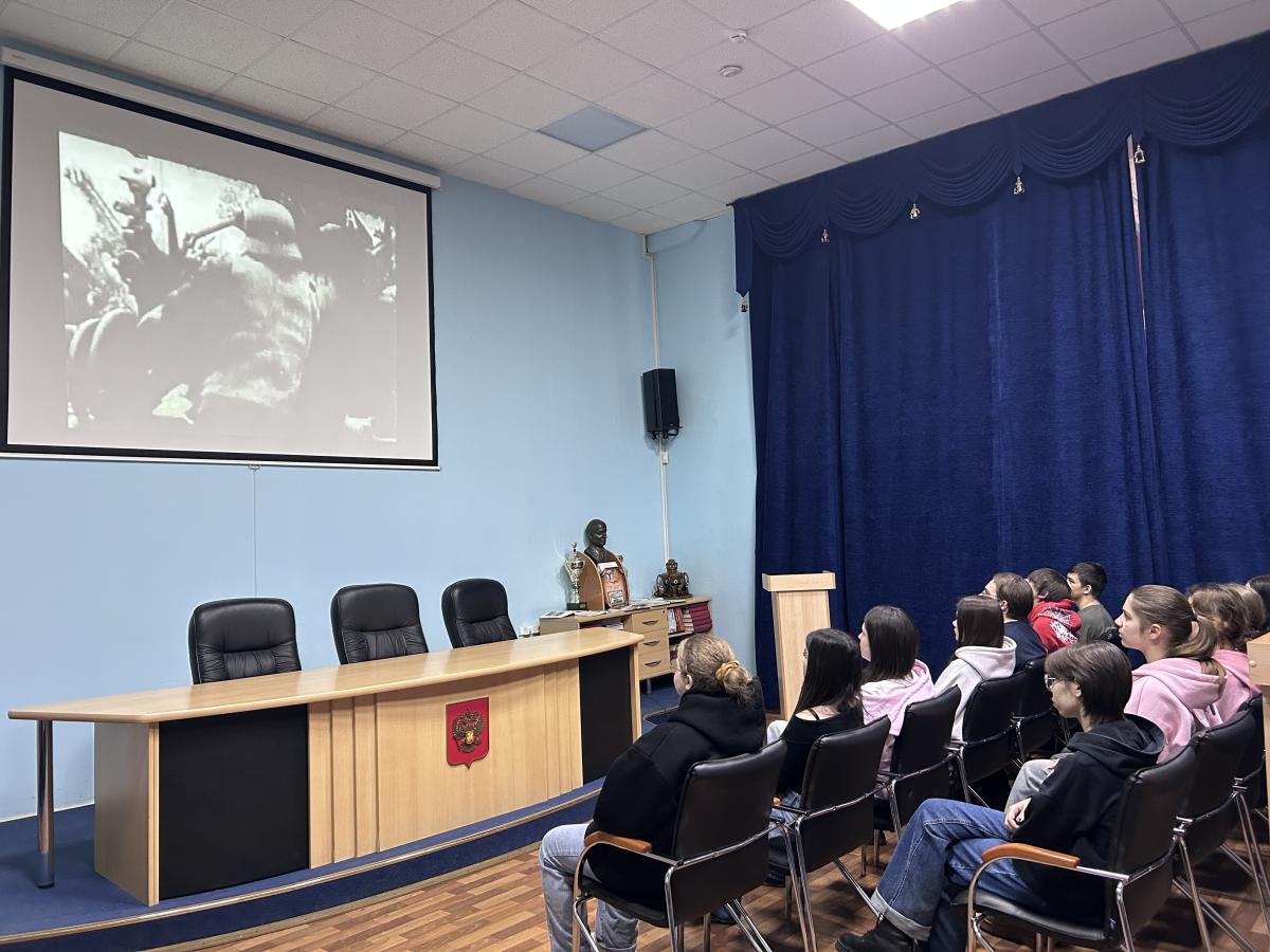 Студенты Финансово-технологического колледжа прослушали лекцию-экскурсию Фото 3 Студенты Финансово-технологического колледжа прослушали лекцию-экскурсию Фото 3