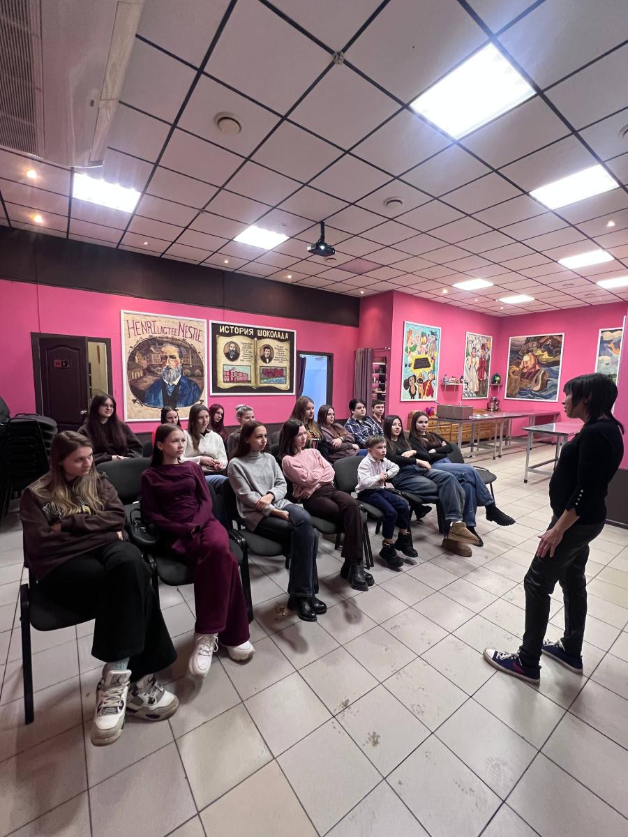 Студенты ФТК посетили музей шоколада «Шоколадушка» Фото 5 Студенты ФТК посетили музей шоколада «Шоколадушка» Фото 5