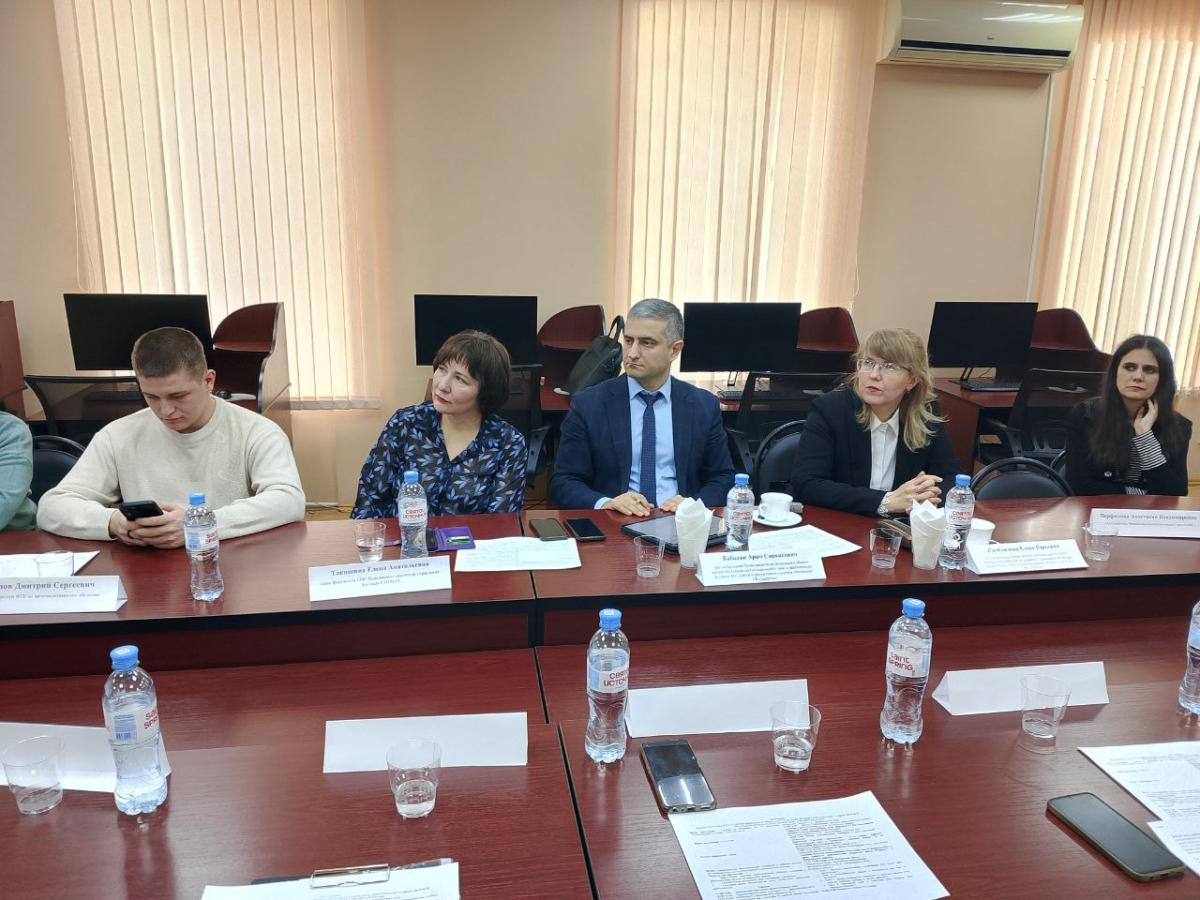 Экспертный диалог «Современный рынок труда. Какого бухгалтера ищет работодатель?» Фото 11 Экспертный диалог «Современный рынок труда. Какого бухгалтера ищет работодатель?» Фото 11