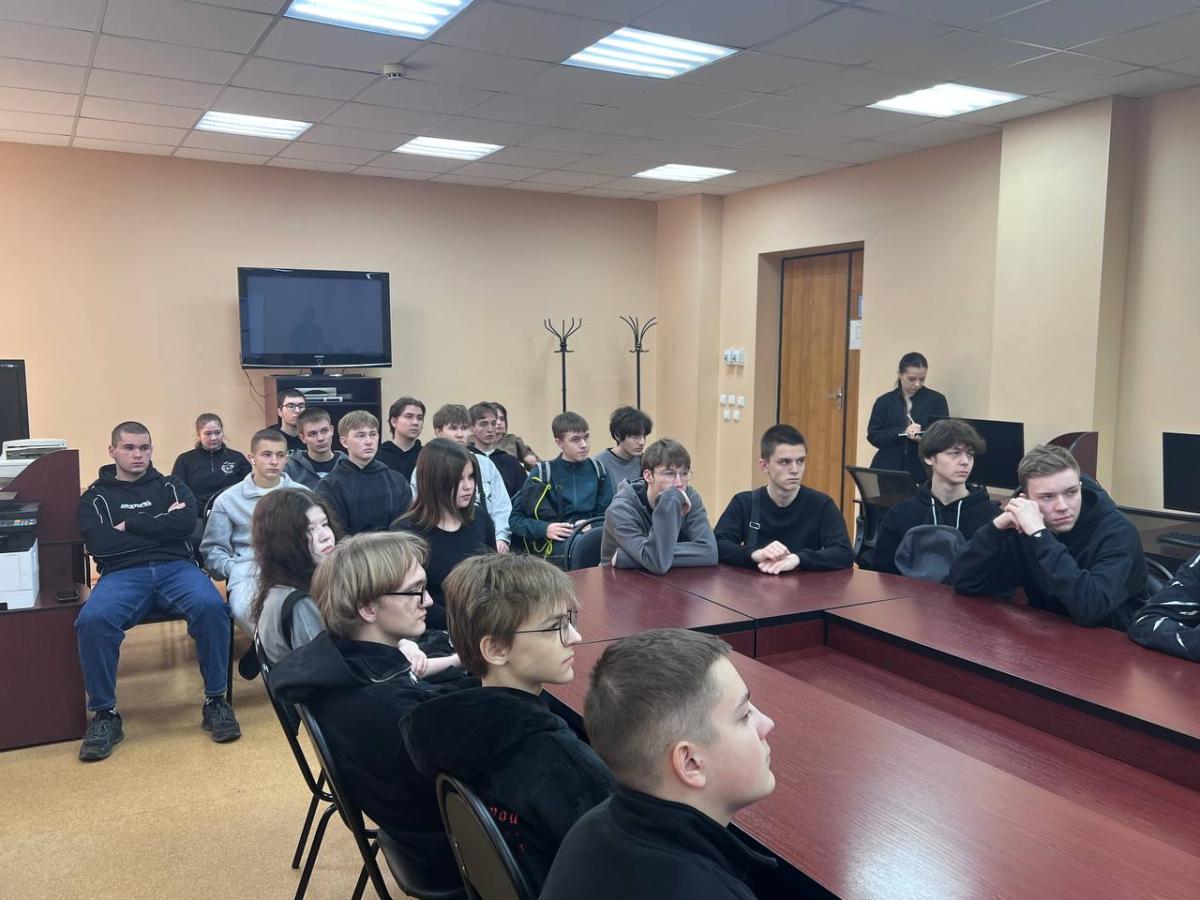 В Финансово-технологическом колледже Вавиловского университета состоялась встреча обучающихся с лидером IT-индустрии Фото 3 В Финансово-технологическом колледже Вавиловского университета состоялась встреча обучающихся с лидером IT-индустрии Фото 3