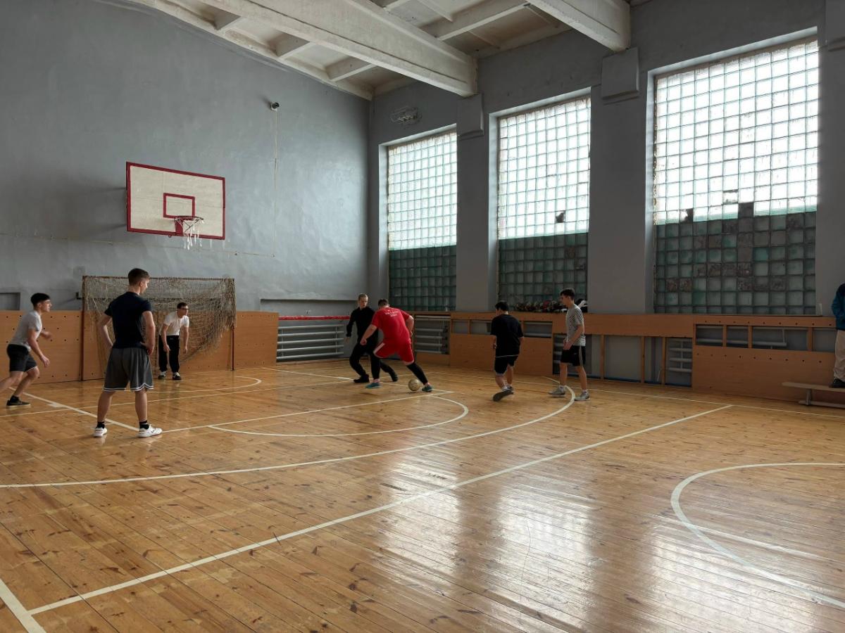 Соревнования по мини-футболу. Фото 2