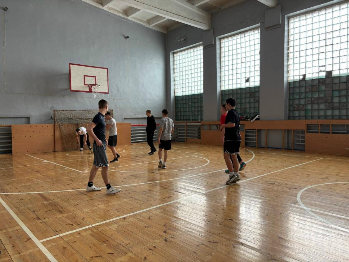 Соревнования по мини-футболу. Фото 3