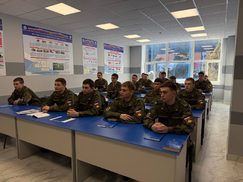 Агитация студентов по сдаче крови Фото 1