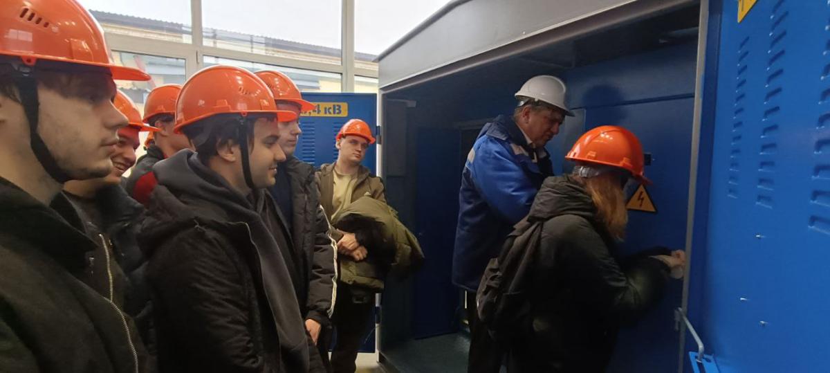 Новые кадры на подходе: студенты-энергетики посетили производственный объект компании АО «Облкоммунэнерго» Фото 2