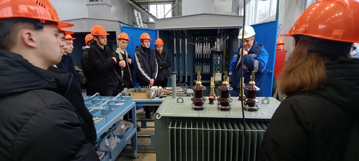 Новые кадры на подходе: студенты-энергетики посетили производственный объект компании АО «Облкоммунэнерго» Фото 3