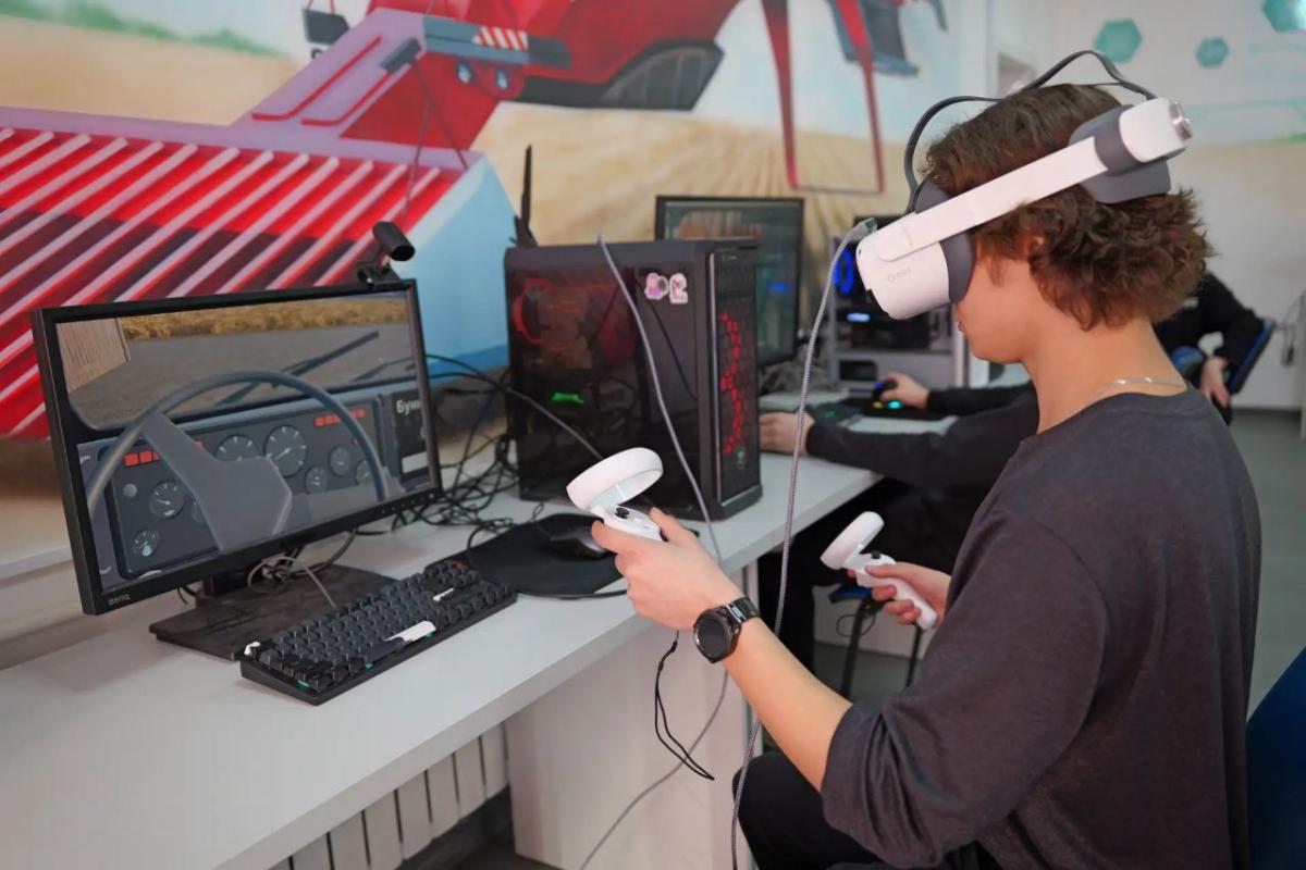 Роман Бусаргин оценил инновационный потенциал Вавиловского университета Фото 2