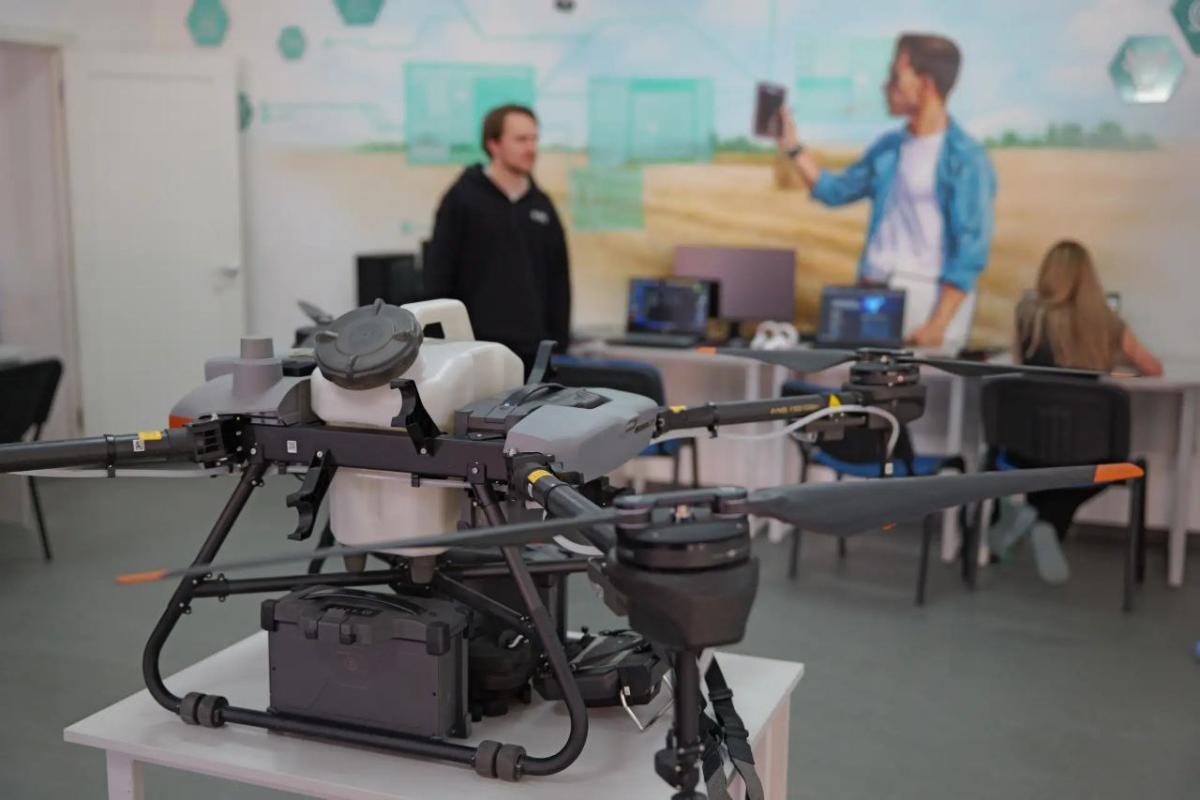 Роман Бусаргин оценил инновационный потенциал Вавиловского университета Фото 3