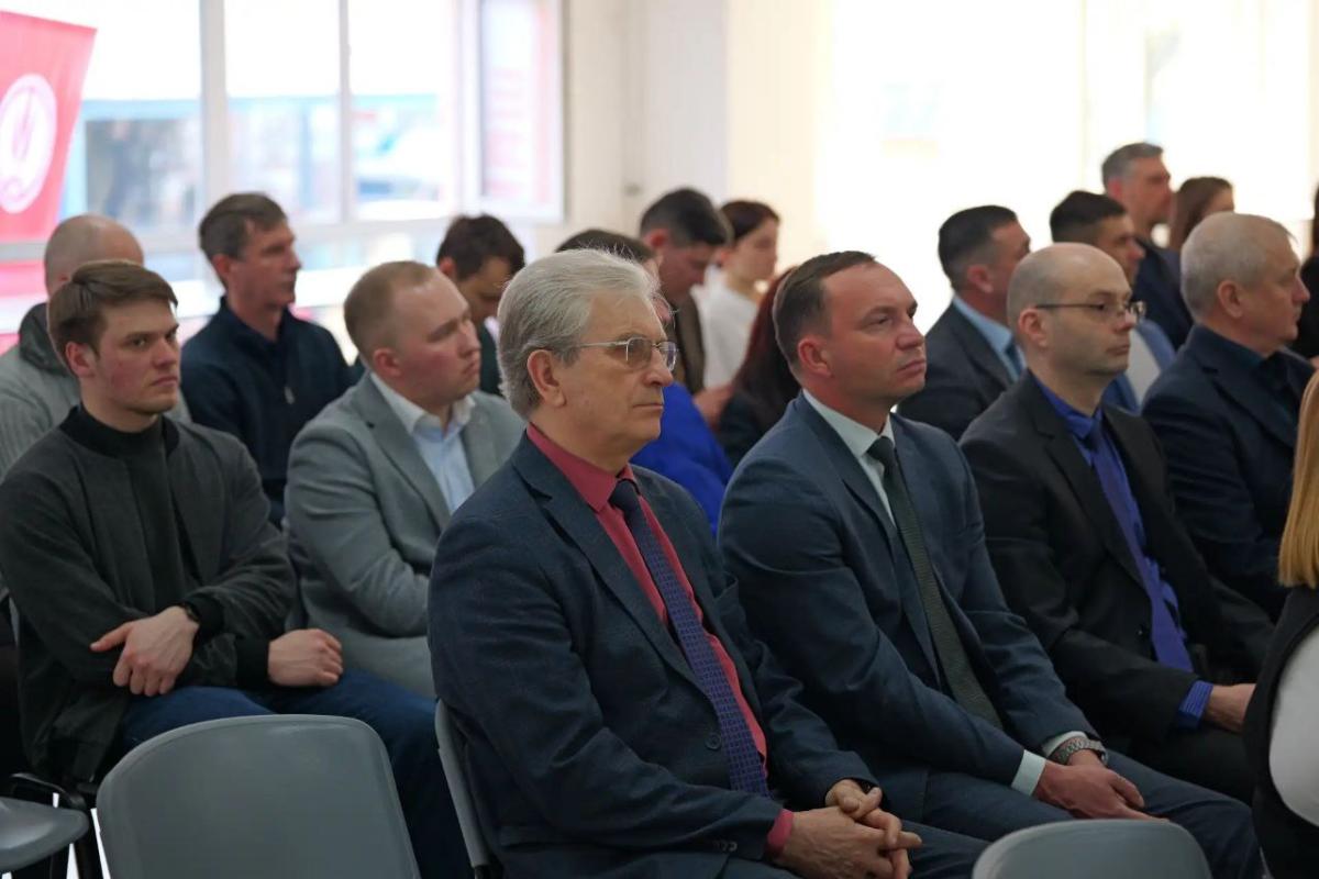 Роман Бусаргин оценил инновационный потенциал Вавиловского университета Фото 7