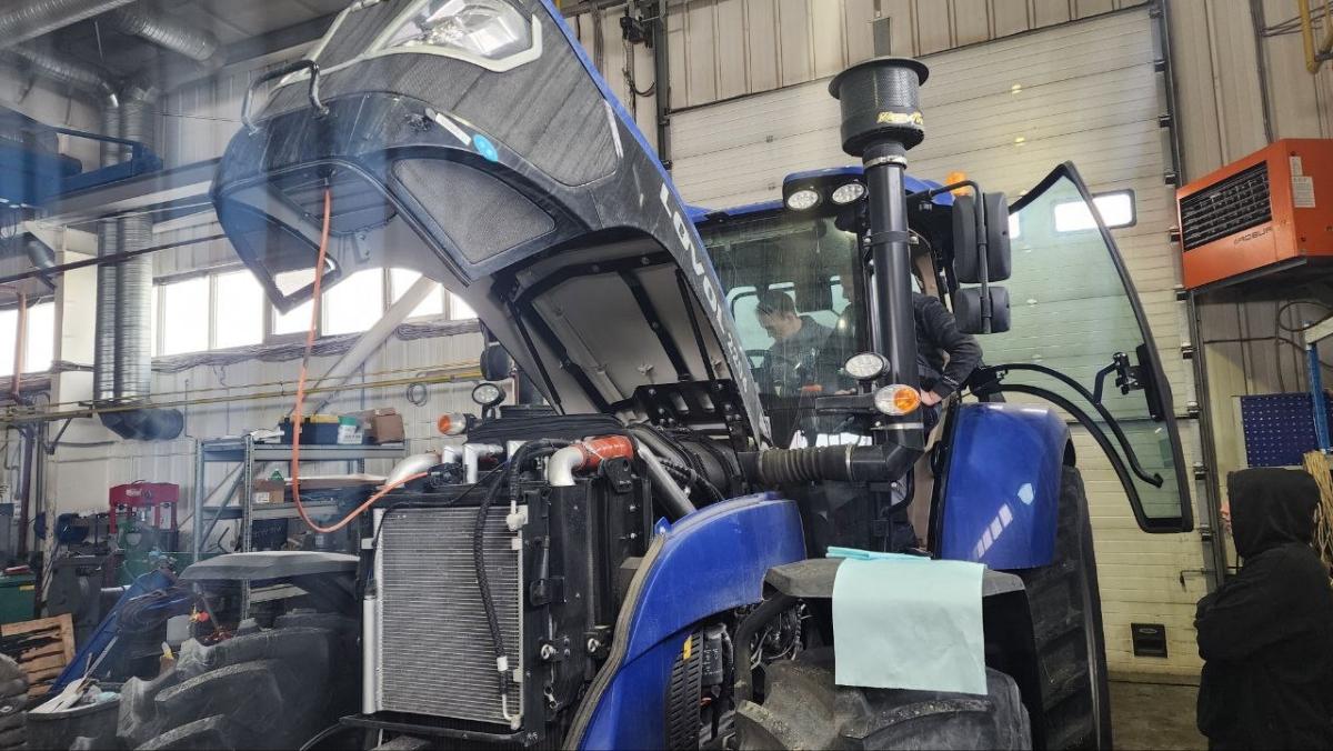 Практическое занятие по индивидуальным образовательным траекториям на кафедре "Техническое обеспечение АПК" Фото 4