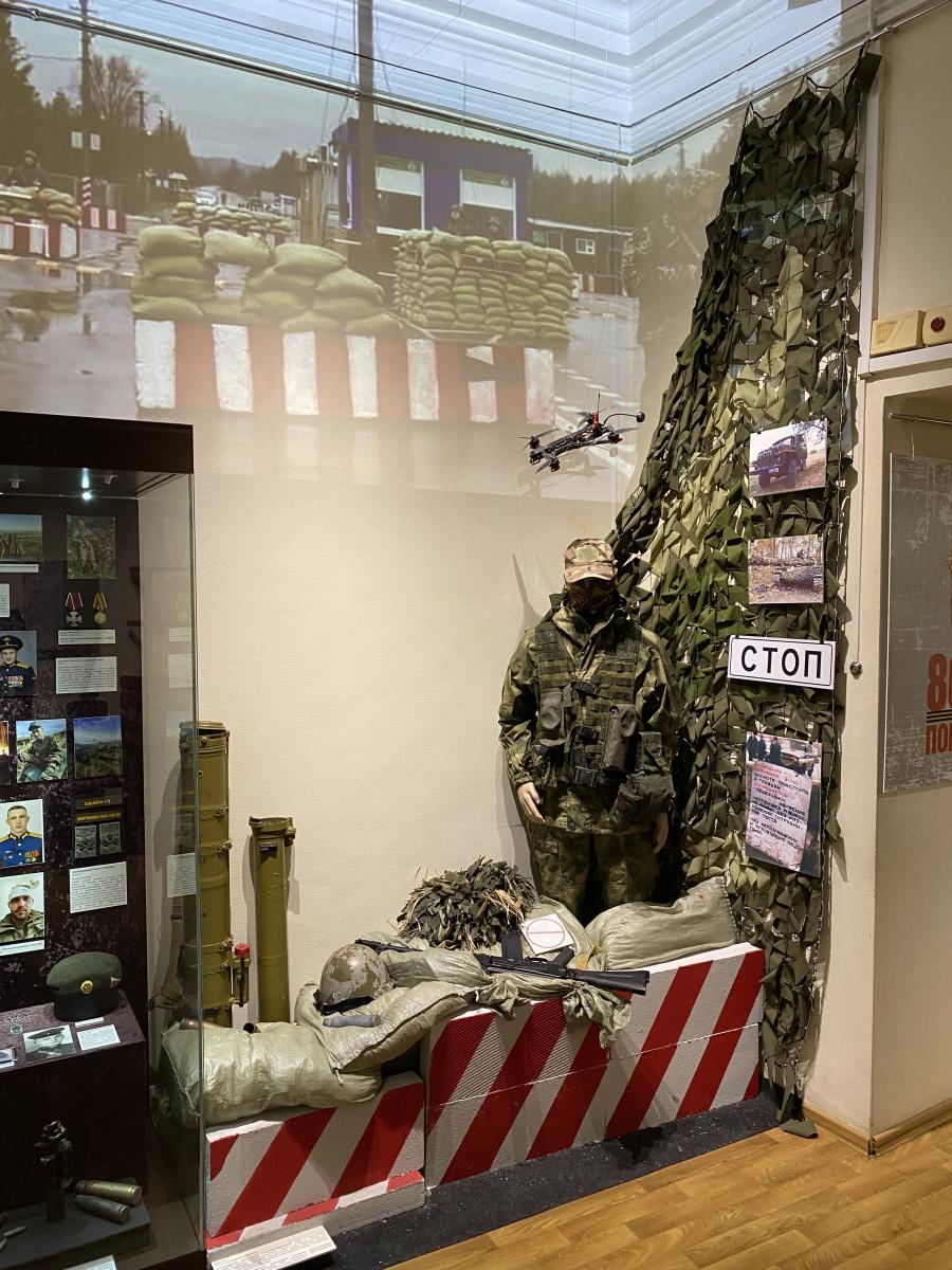 Студенты посетили выставку «Солдаты Отечества: из глубины веков до наших дней» Фото 3