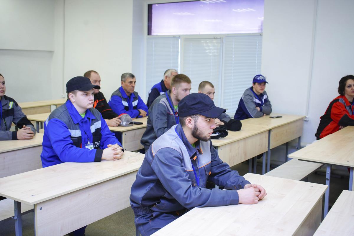 Подведены итоги IV чемпионата «Профессионалы» по компетенции «Эксплуатация сельхозмашин» Фото 1