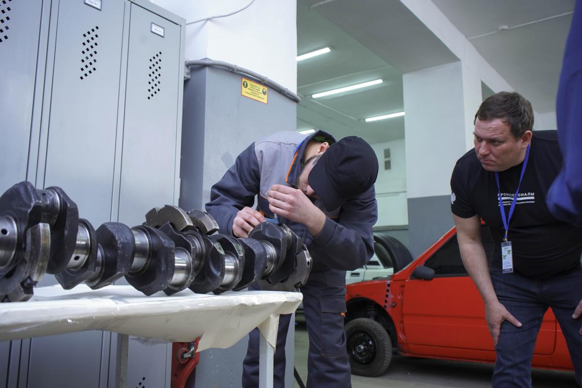 Подведены итоги IV чемпионата «Профессионалы» по компетенции «Эксплуатация сельхозмашин» Фото 9