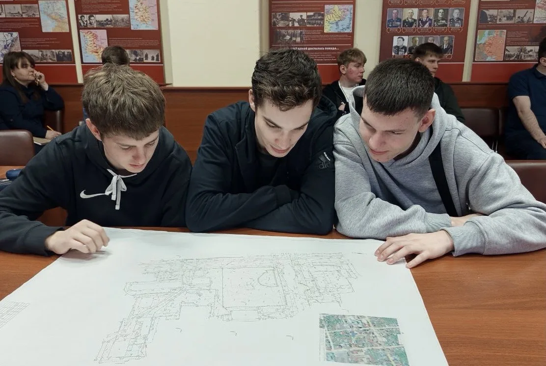 Проведен мастер-класс для будущих строителей мостов и гидротехнических сооружений Фото 3