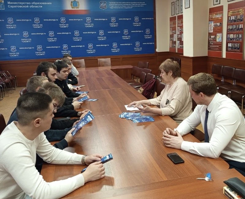 Проведен мастер-класс для будущих строителей мостов и гидротехнических сооружений Фото 4