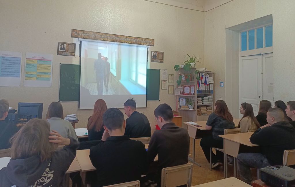 Важный разговор с экрана.  Просмотр документального фильма «Предательство» Фото 1