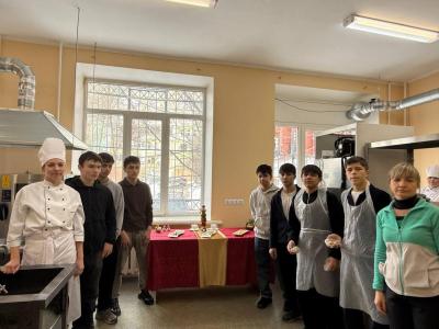 «Завтрак школьника - заряд энергией и путь к успеху»: вкусный мастер класс в ФТК