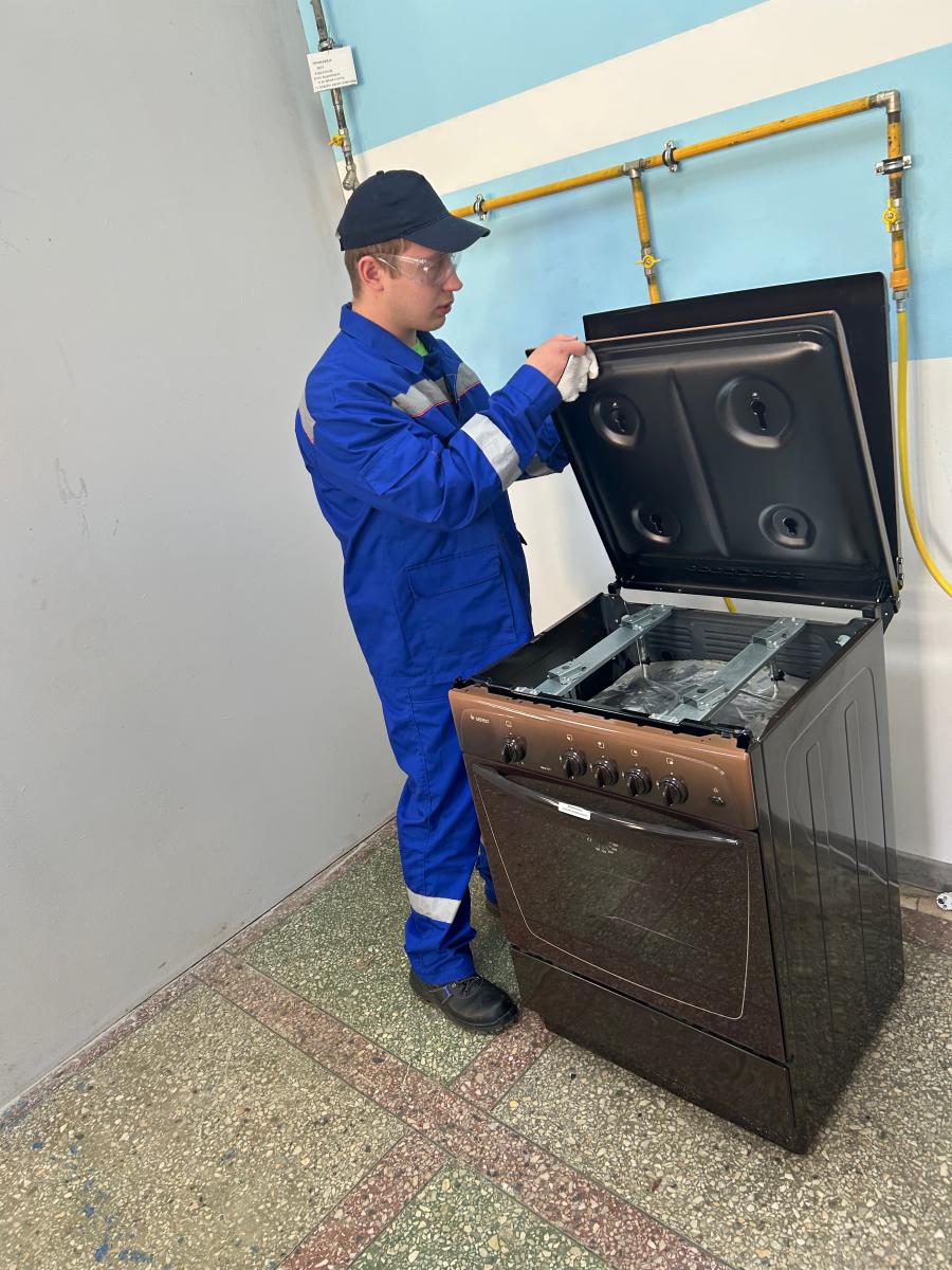 «Профессионалы»: студент Марксовского сельскохозяйственного техникума блестяще выступил в компетенции «Монтаж и техническое обслуживание бытового газового оборудования» Фото 4