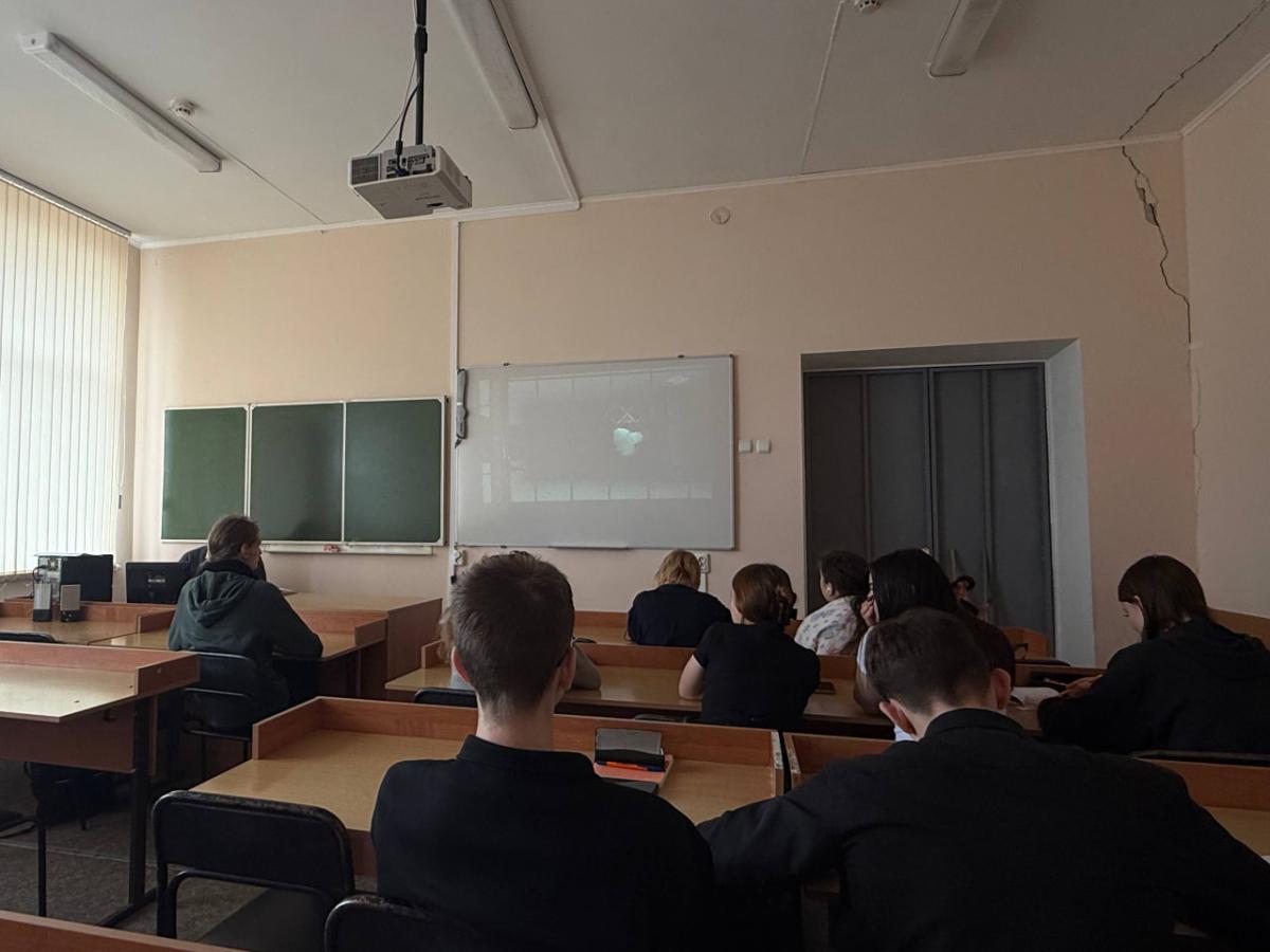 Просмотр фильма «Предательство» Фото 2