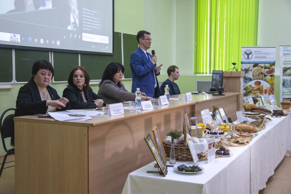 В вузе открылся VII Международный научно-практический форум «День Хлеба и Соли» Фото 4