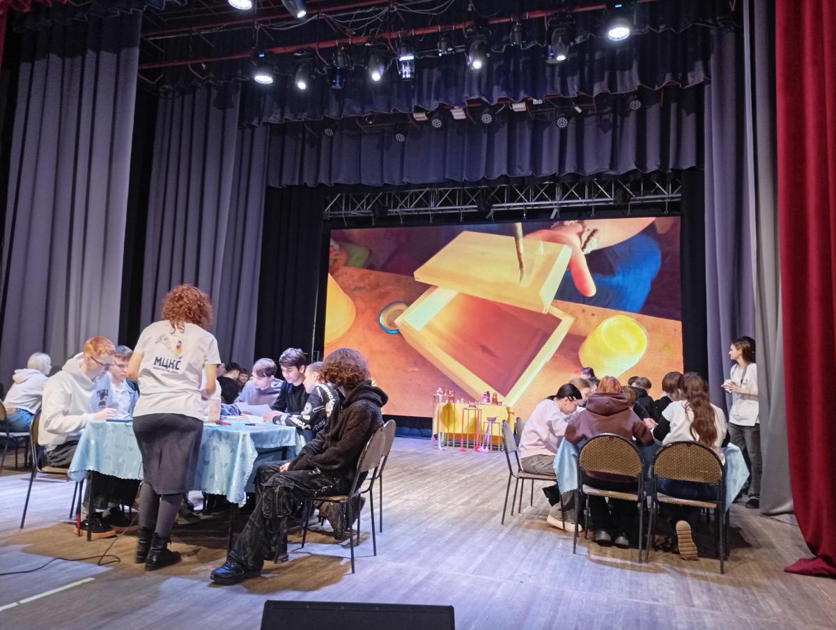 Студенты Марксовского филиала Вавиловского университета познакомились с народными промыслами Фото 4