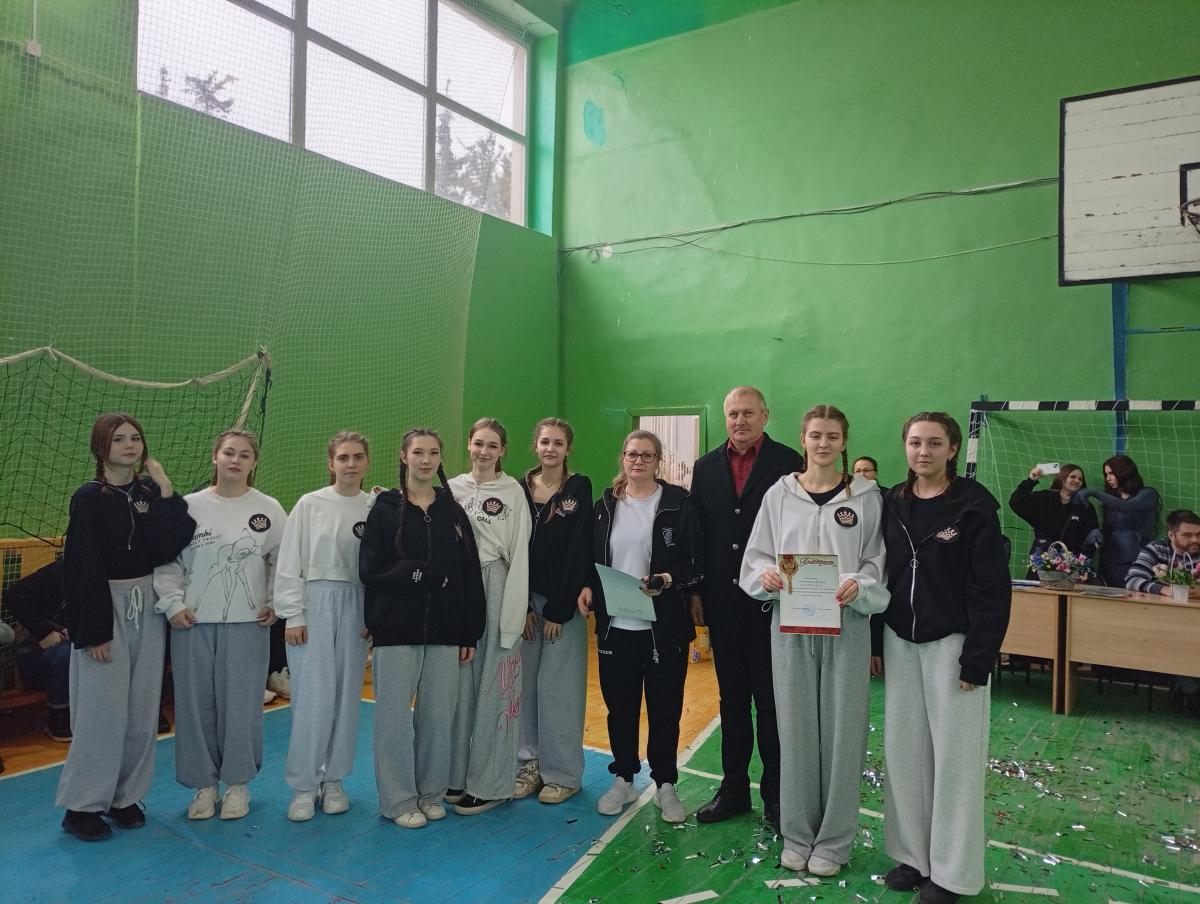 А, ну-ка, девушки! Фото 4