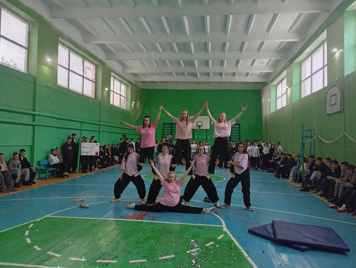 А, ну-ка, девушки! Фото 6