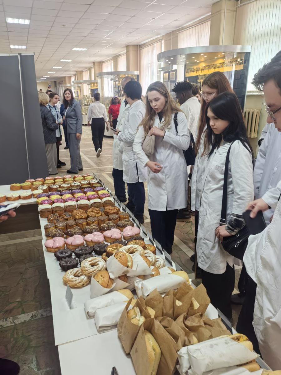 Студенты ФТК посетили VII Международный научно-практический форум «День хлеба и соли» Фото 9