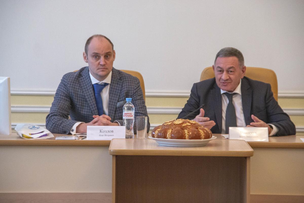 В Саратове обсудили единство народов России через традиции хлебопечения Фото 4