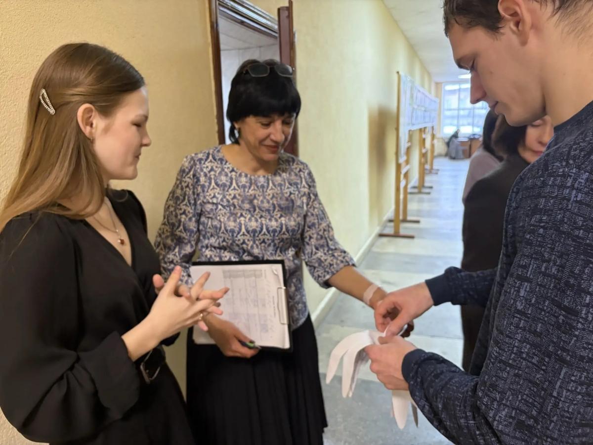 Поздравление с 8 марта от Совета обучающихся колледжа Фото 4